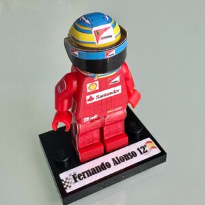 Fernando Alonso 2012 Ferrari F1 formula 1 F1 grand prix pilota figura driver Super suit and super helmet in minifigure from the Lewis Hamilton store collection.