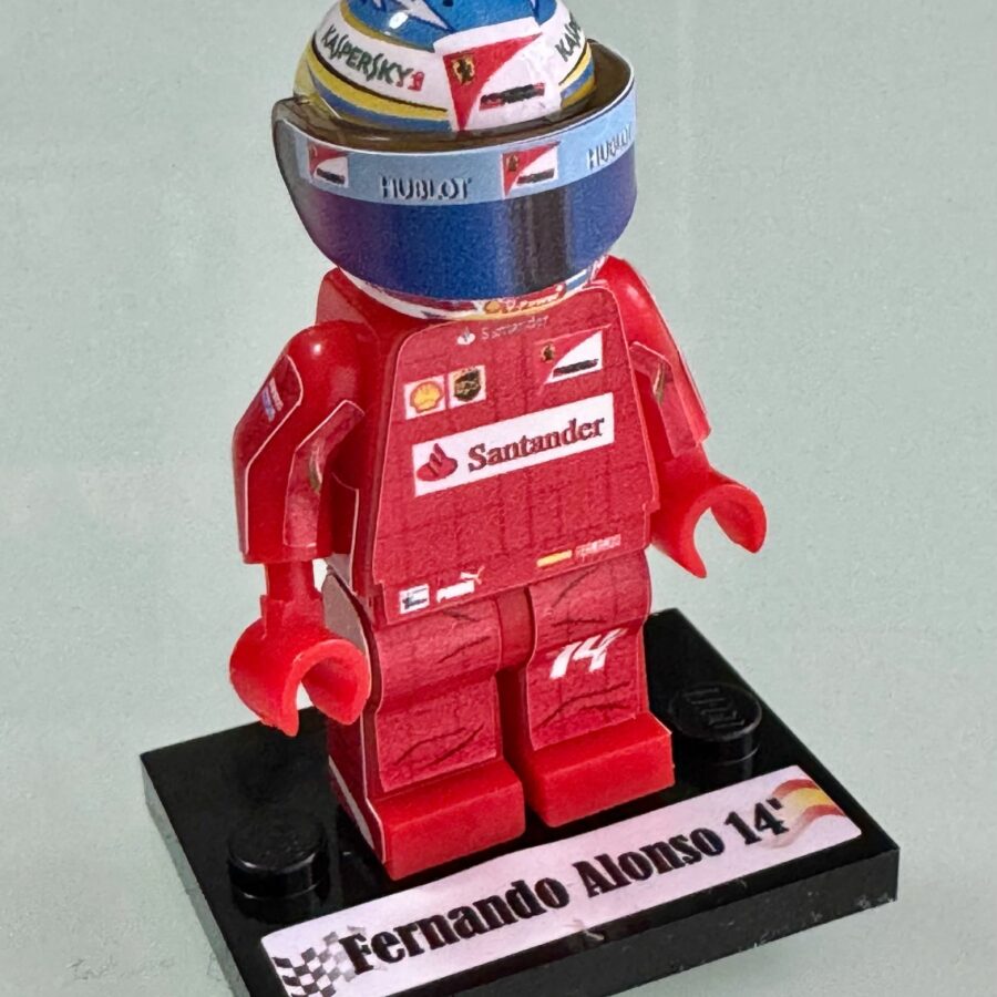 Fernando Alonso 2014 Ferrari F1 formula 1 F1 grand prix pilota figura driver Super suit and super helmet in minifigure from the Lewis Hamilton store collection.