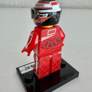 F1 Minifigure Kimi Raikkonen 2007 Ferrari formula 1 grand prix pilota driver minifigure from the More Series store collection.